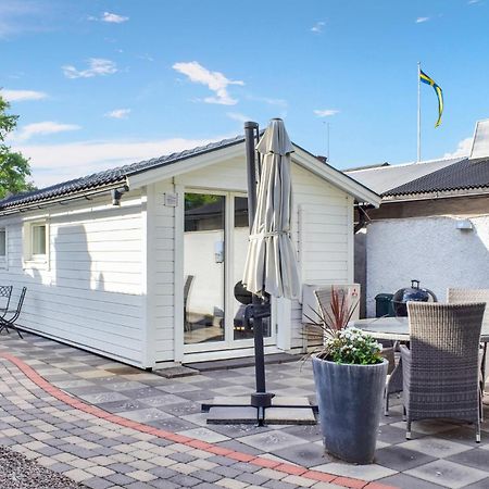Gorgeous Home In Borgholm With Wifi Exteriör bild