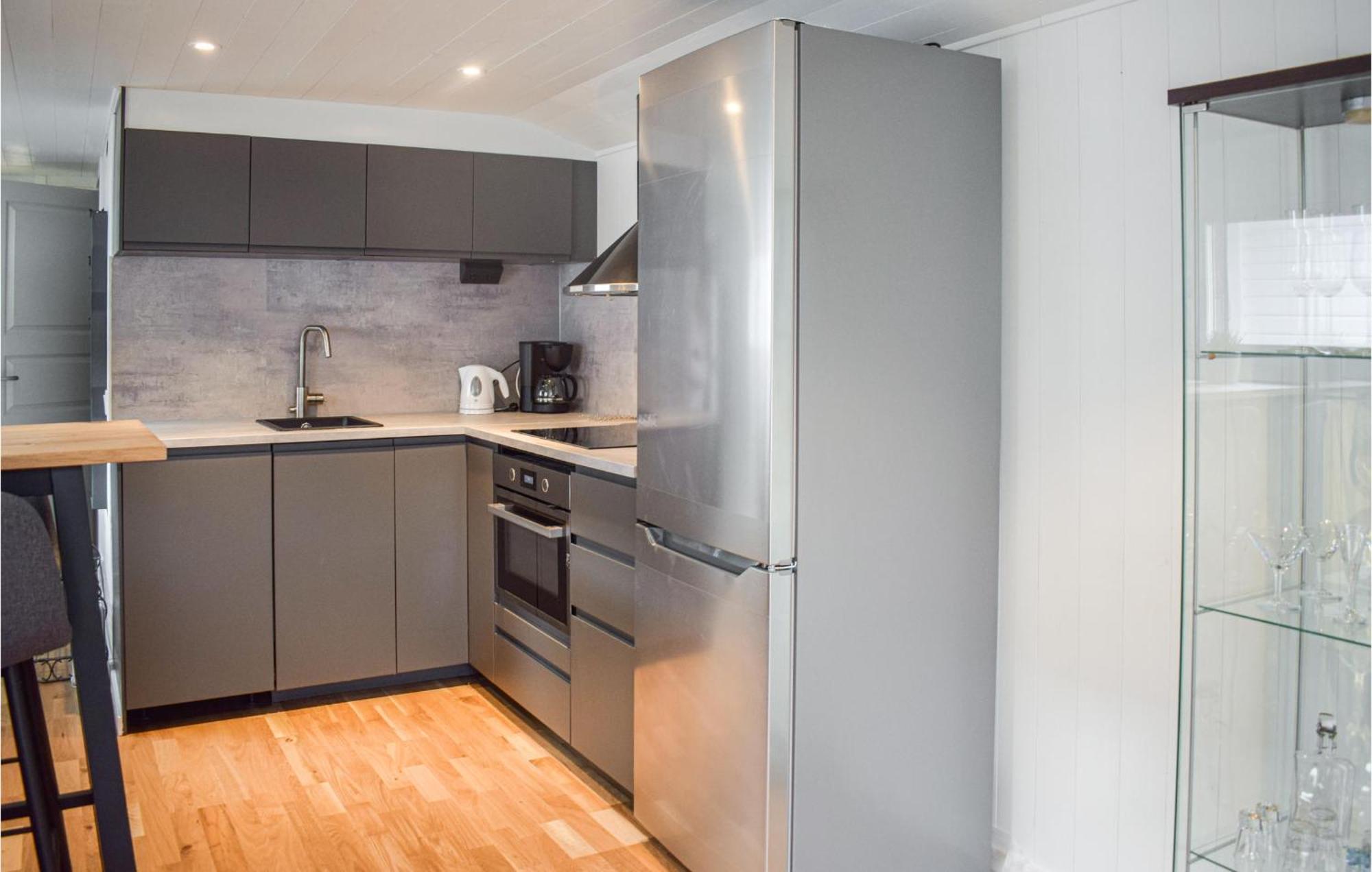 Gorgeous Home In Borgholm With Wifi Exteriör bild