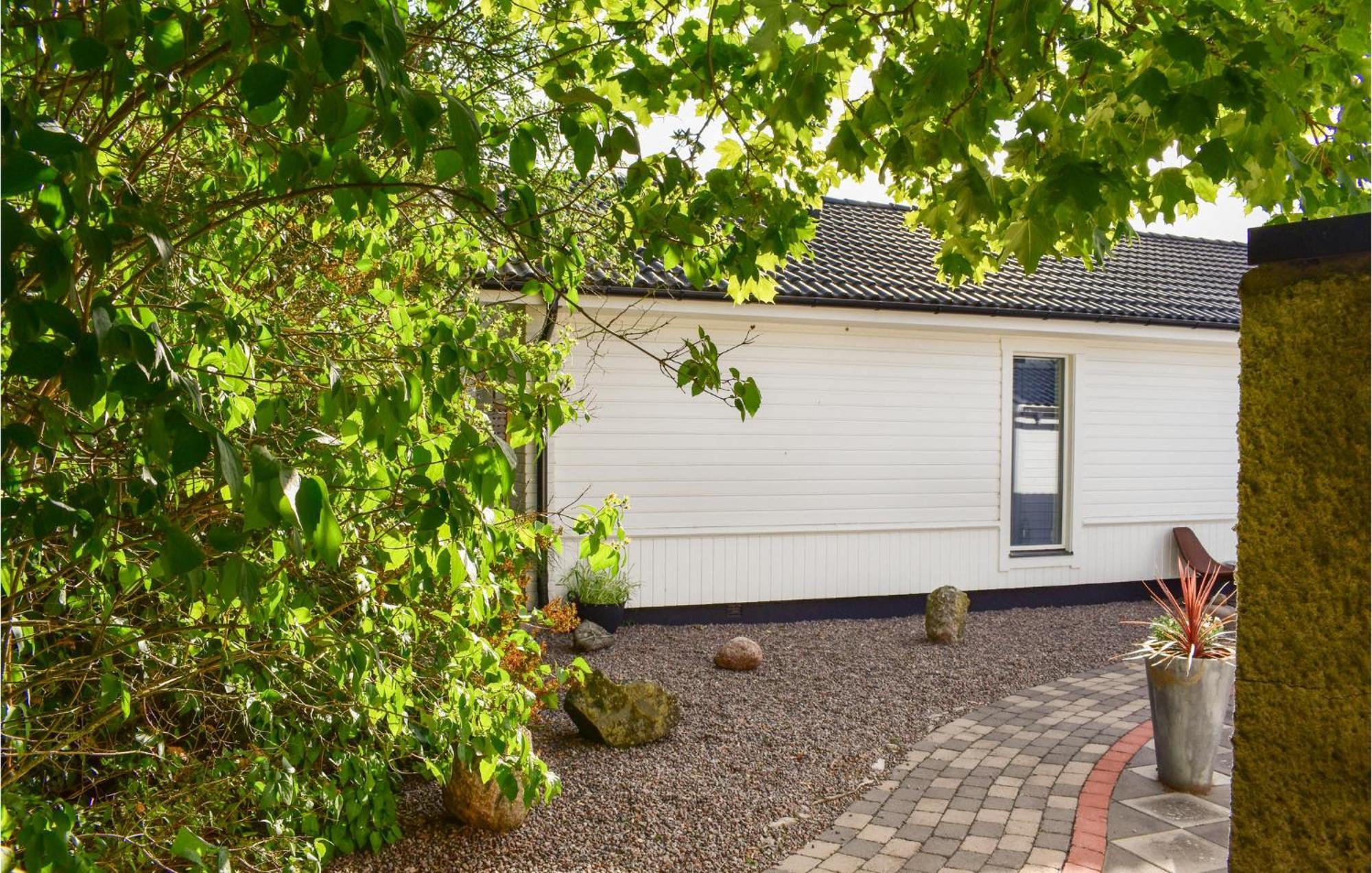 Gorgeous Home In Borgholm With Wifi Exteriör bild